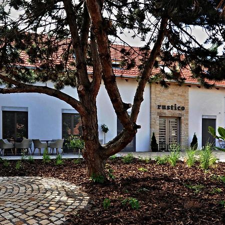 Penzion Rustico S.R.O. Bucovice Exterior photo